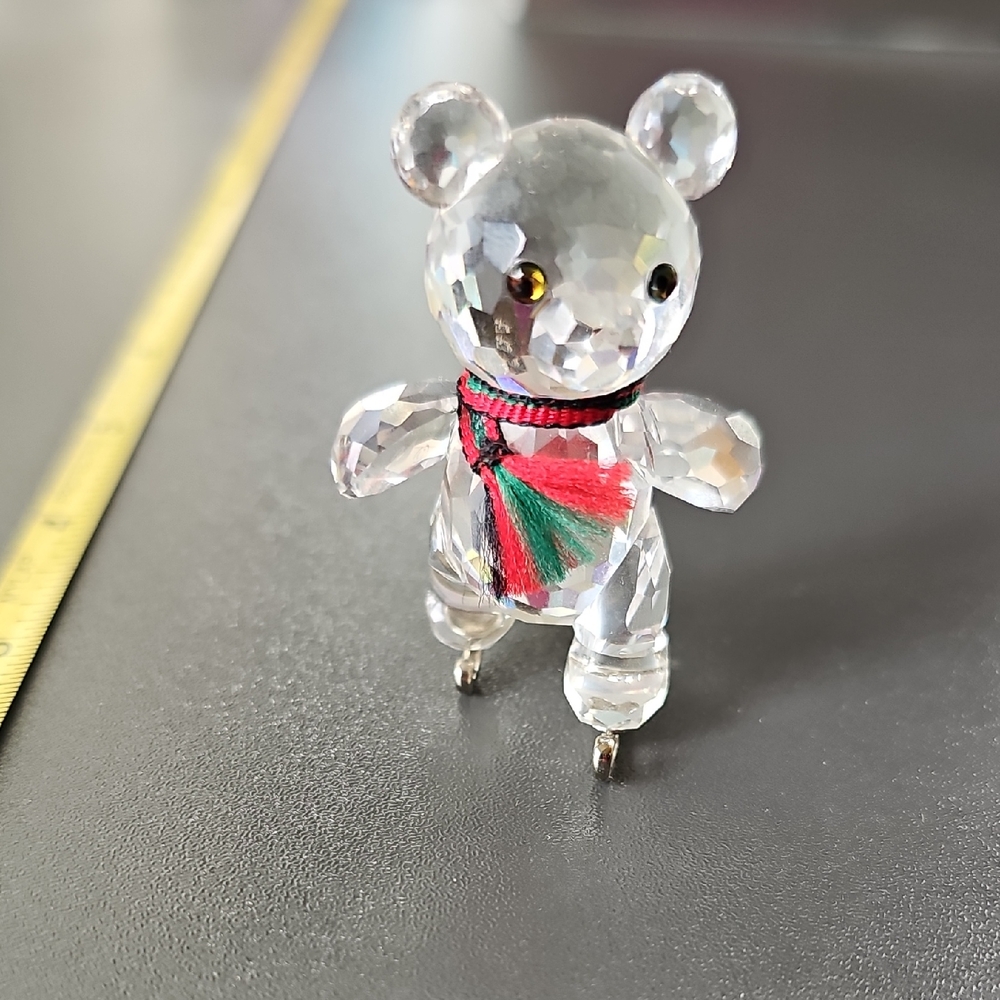 Vintage SWAROVSKI Crystal Figurine KRIS BEAR WITH ICE SKATES